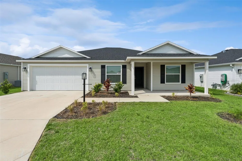 7608 DANIEL HEARNS WAY The Villages, FL 34762