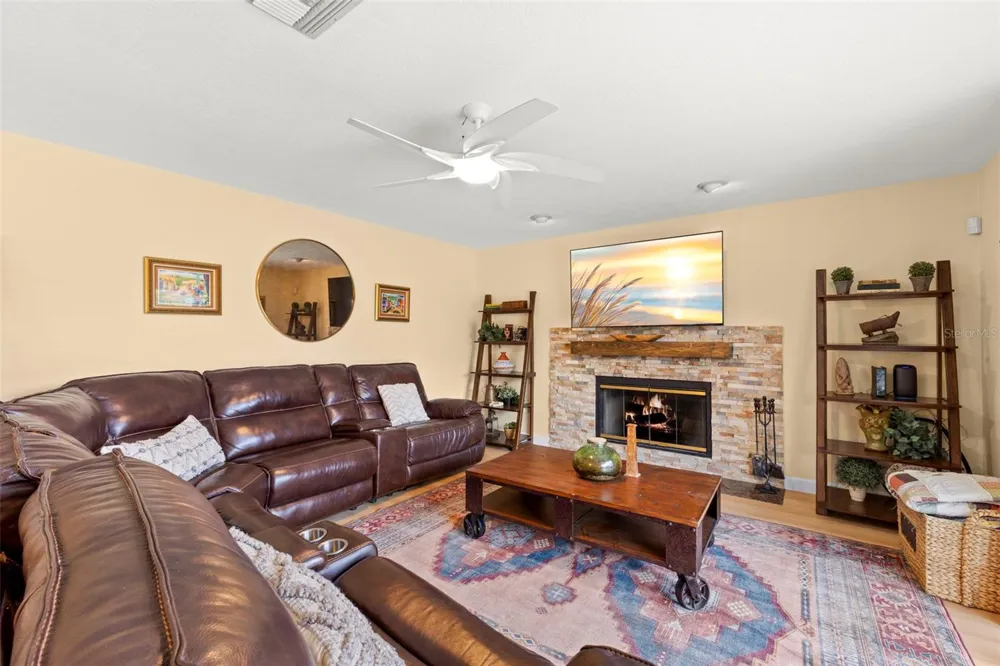 93 S CANAL DRIVE Palm Harbor, FL 34684