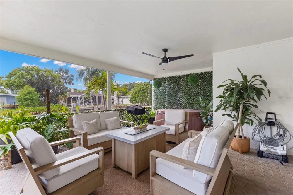 93 S CANAL DRIVE Palm Harbor, FL 34684