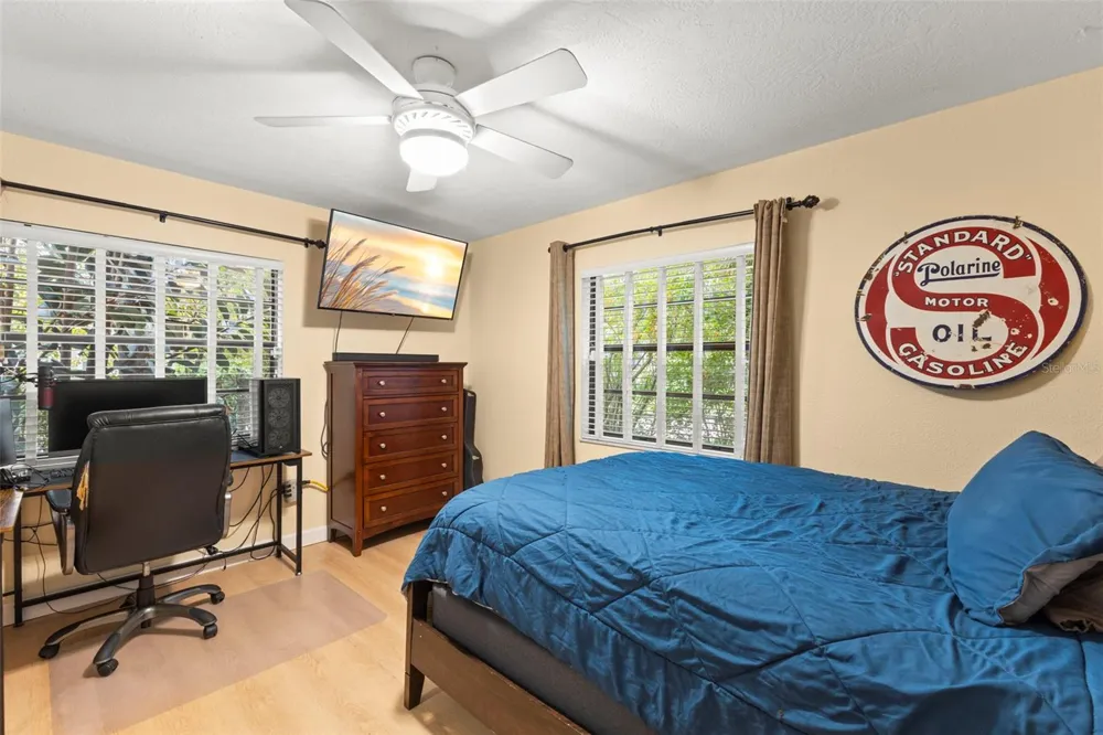93 S CANAL DRIVE Palm Harbor, FL 34684