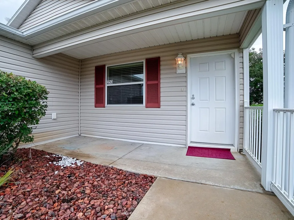 250 ARBELLA LOOP The Villages, FL 32162