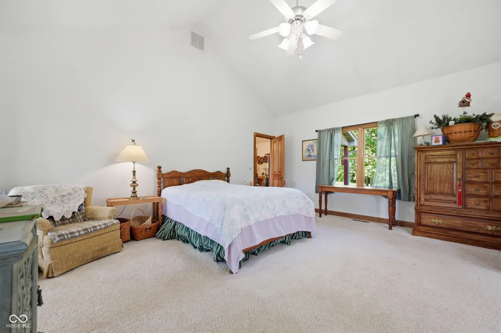 7480 S 250 E Markleville, IN 46056
