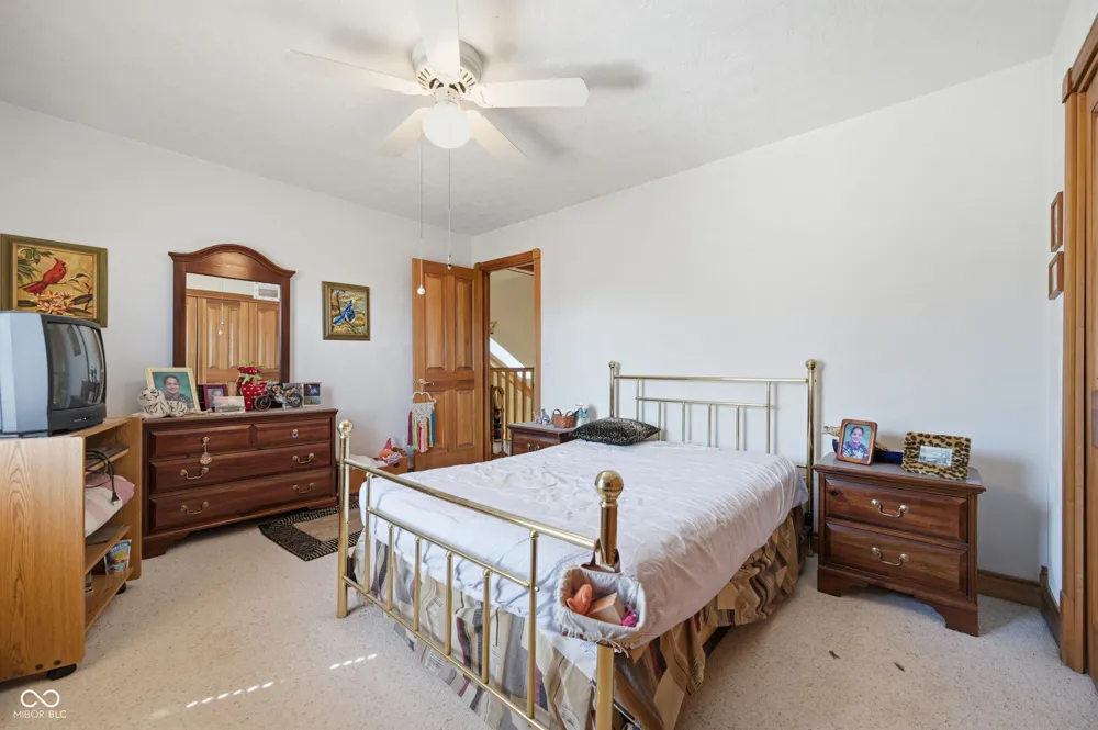 7480 S 250 E Markleville, IN 46056