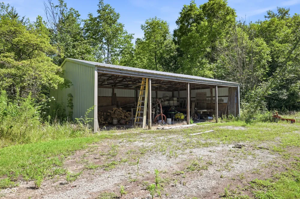 7480 S 250 E Markleville, IN 46056