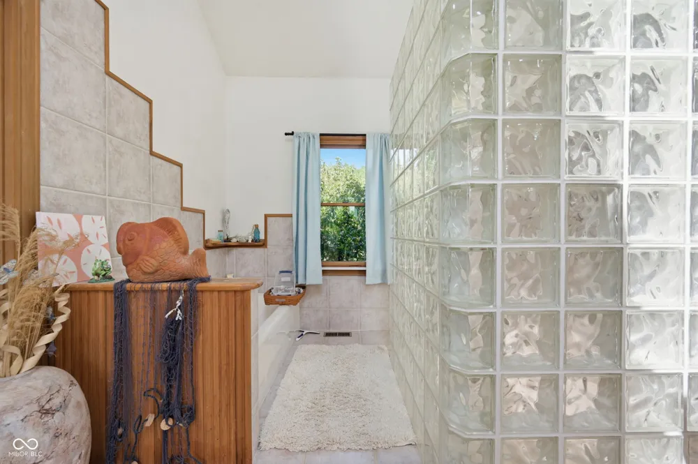 7480 S 250 E Markleville, IN 46056