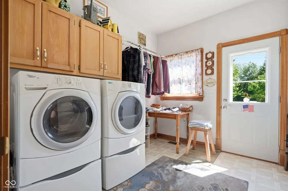 7480 S 250 E Markleville, IN 46056