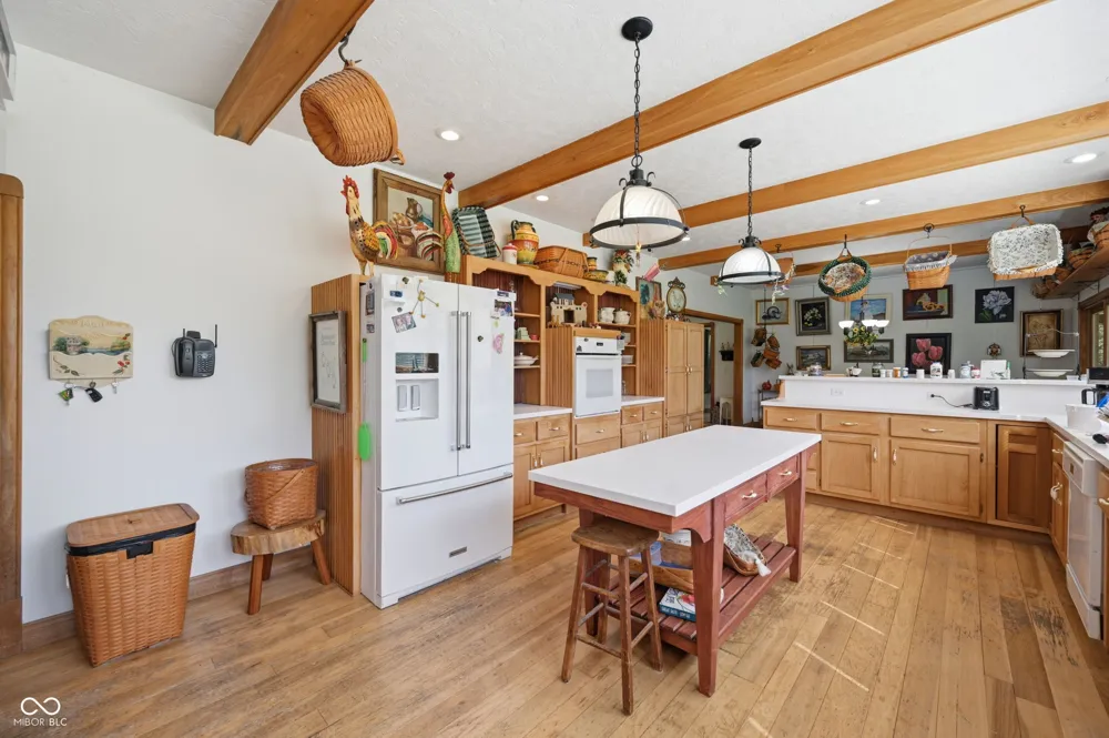 7480 S 250 E Markleville, IN 46056
