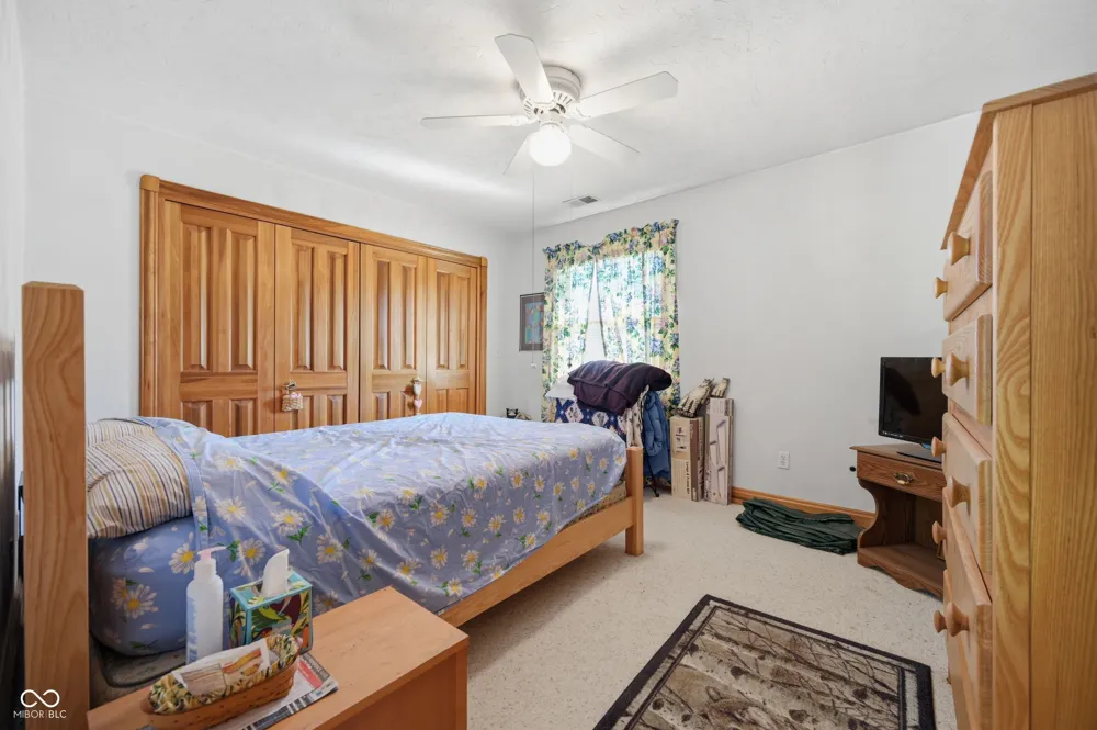 7480 S 250 E Markleville, IN 46056