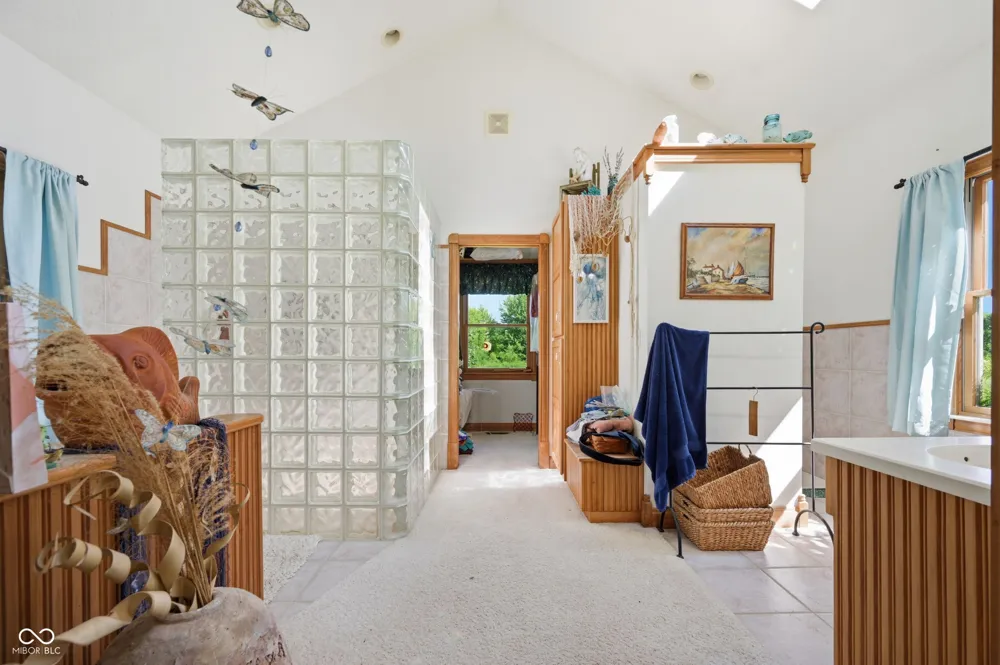 7480 S 250 E Markleville, IN 46056