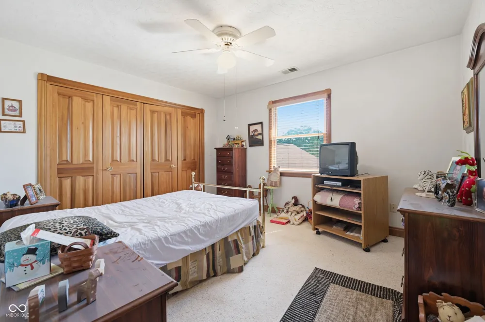 7480 S 250 E Markleville, IN 46056