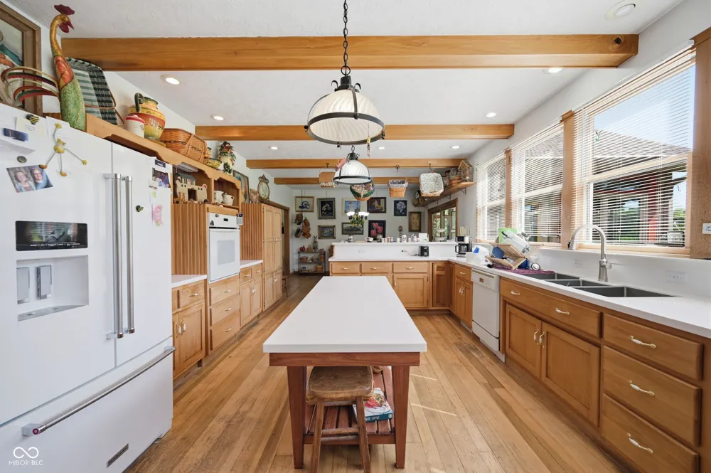 7480 S 250 E Markleville, IN 46056