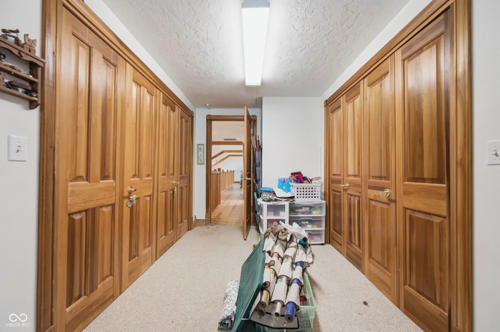 7480 S 250 E Markleville, IN 46056