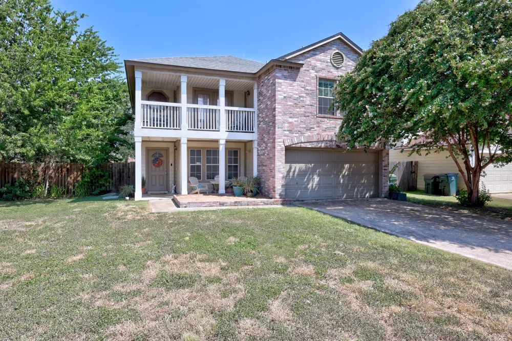 1001 Canterbury Trail Georgetown, TX 78626