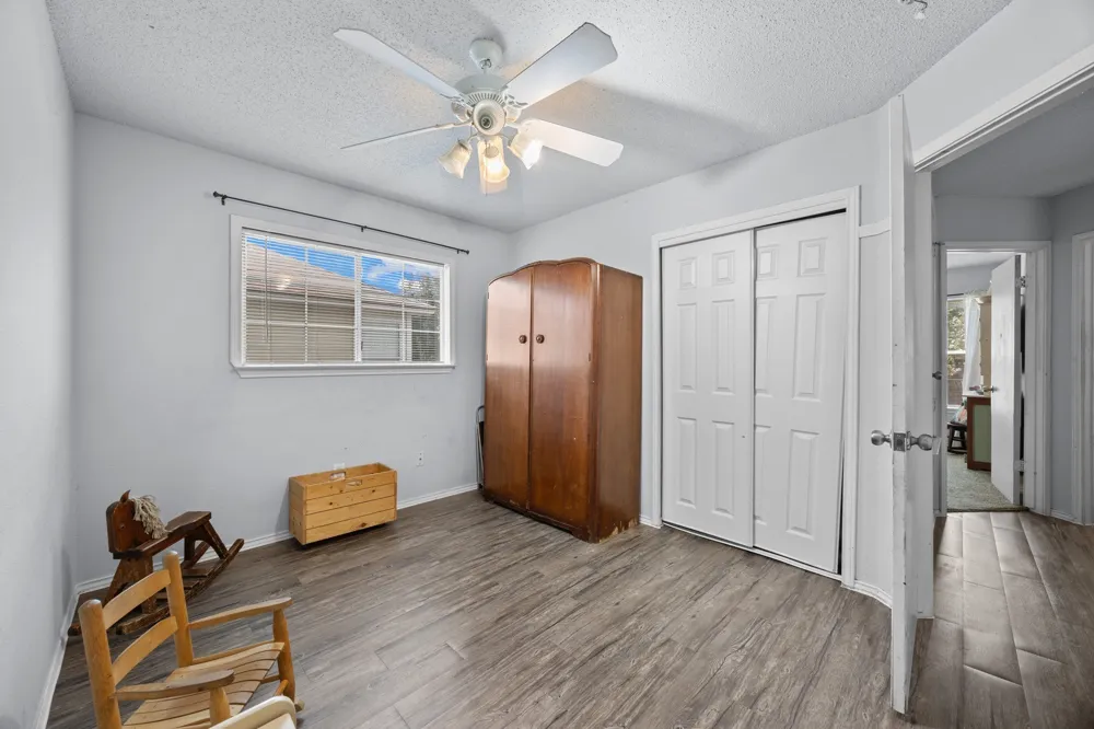 1001 Canterbury Trail Georgetown, TX 78626