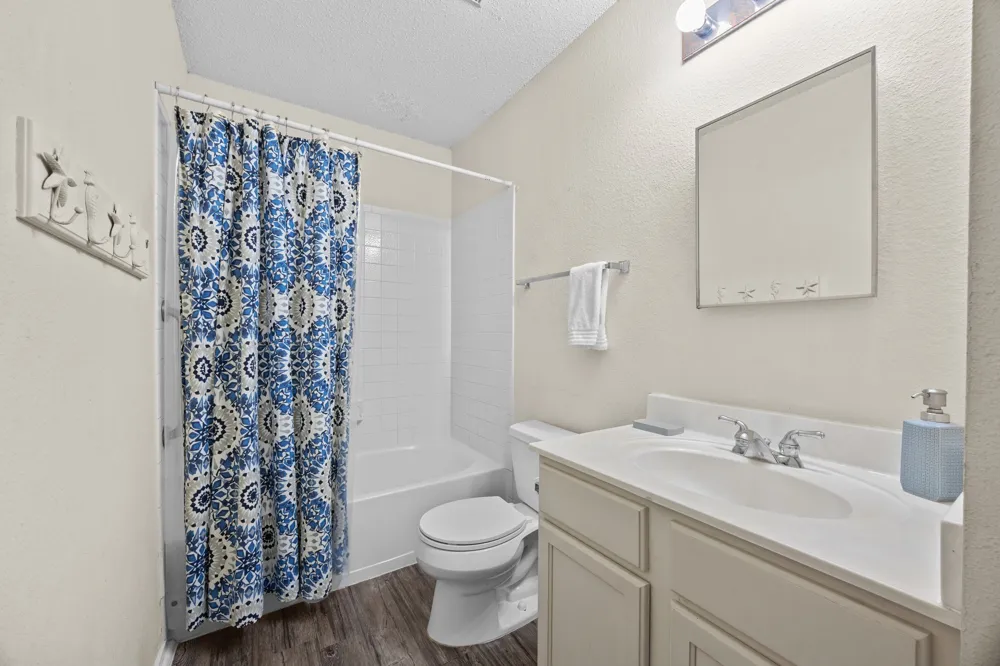 1001 Canterbury Trail Georgetown, TX 78626