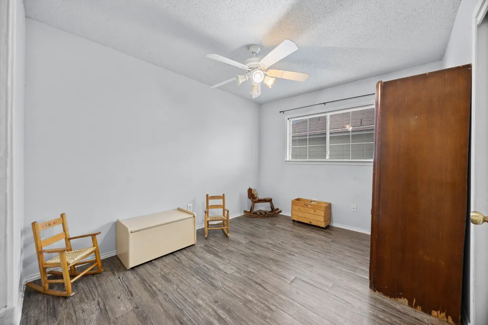 1001 Canterbury Trail Georgetown, TX 78626