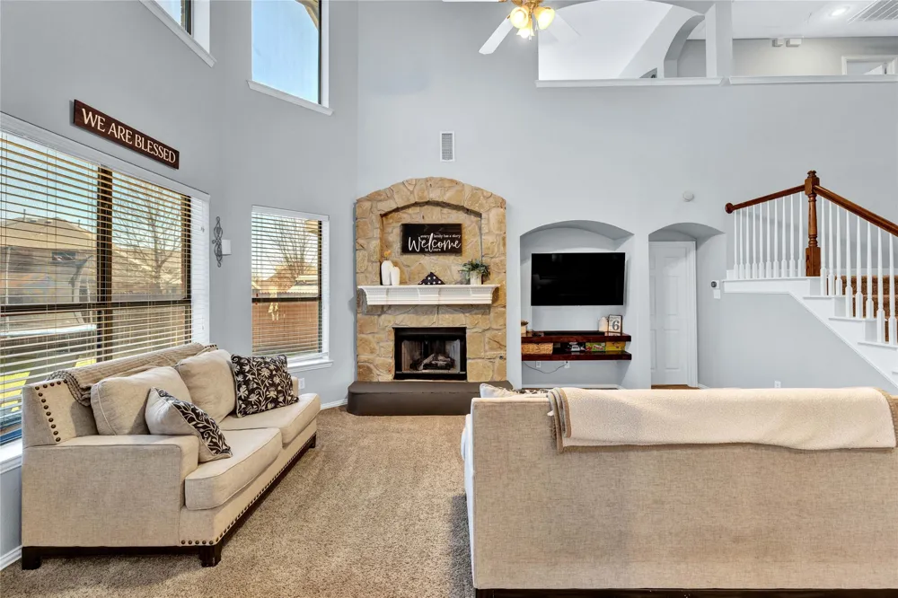 8124 Hickory Upland Drive Fort Worth, TX 76131