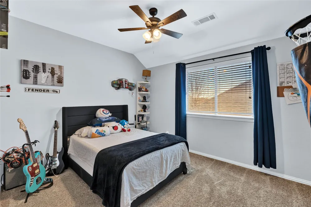 8124 Hickory Upland Drive Fort Worth, TX 76131