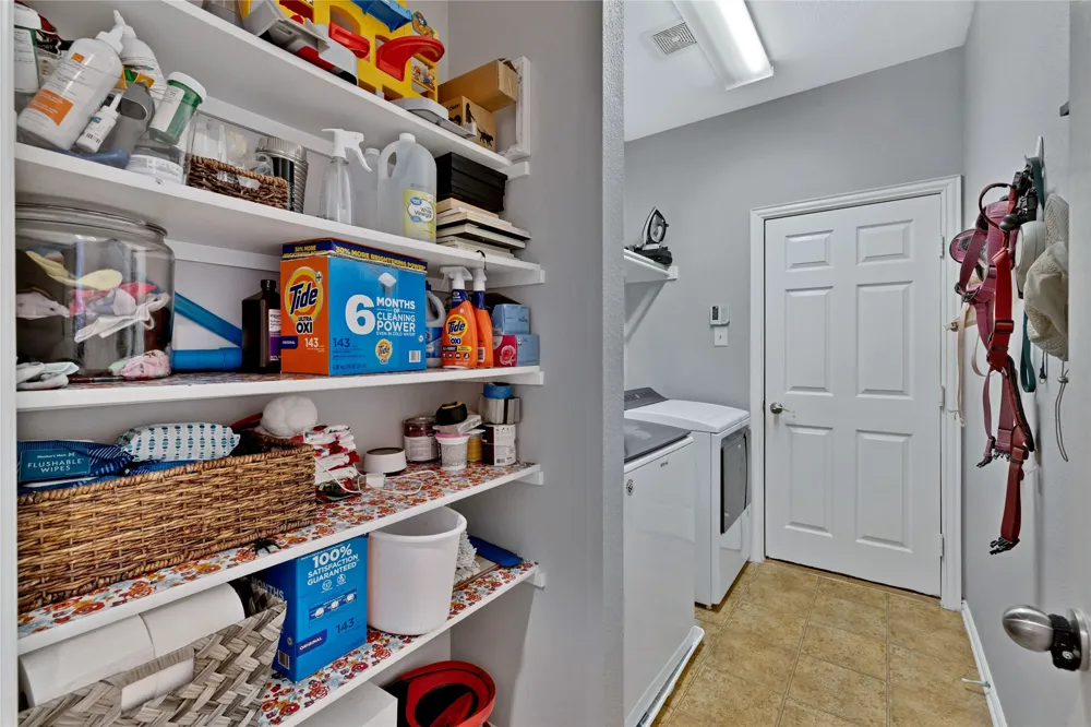 8124 Hickory Upland Drive Fort Worth, TX 76131