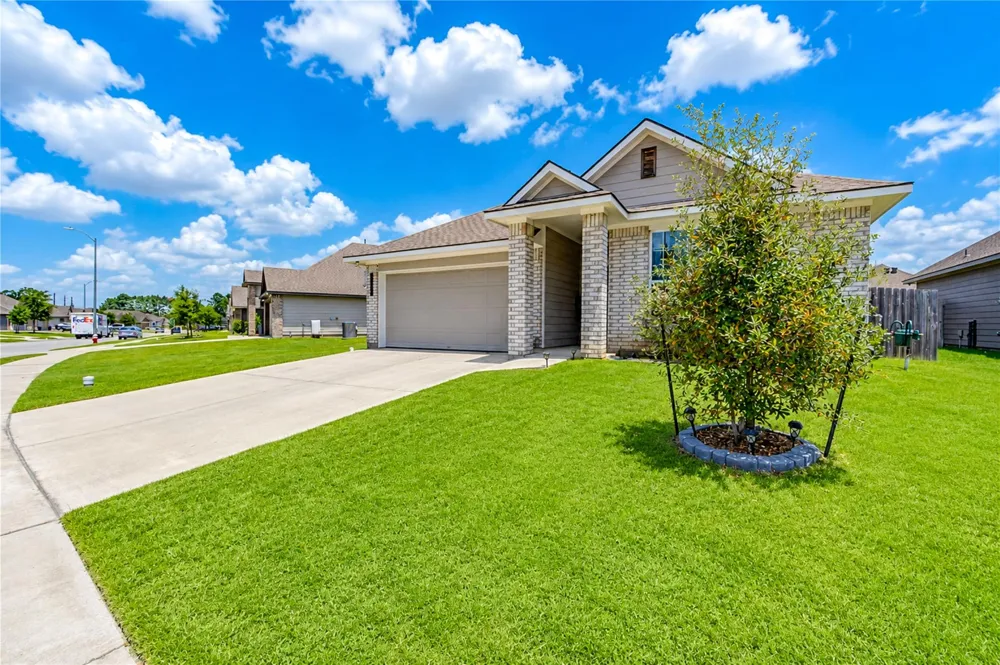 1006 Bending Trail Drive Drive Tomball, TX 77375