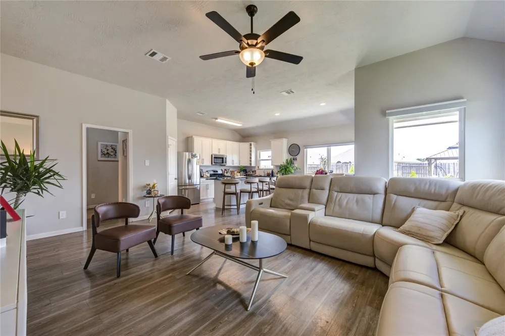 1006 Bending Trail Drive Drive Tomball, TX 77375