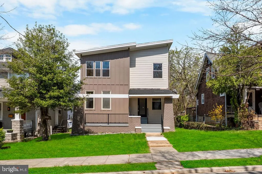 2316 MONROE STREET NE Washington, DC 20018
