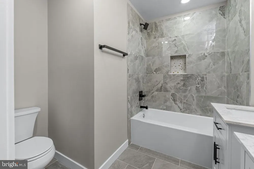 2316 MONROE STREET NE Washington, DC 20018