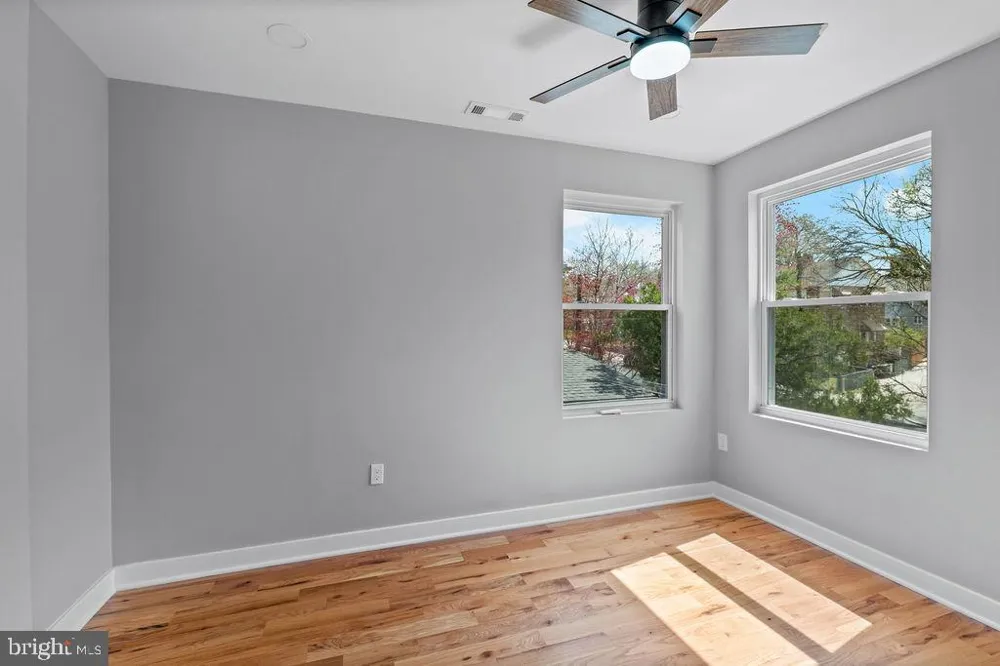 2316 MONROE STREET NE Washington, DC 20018