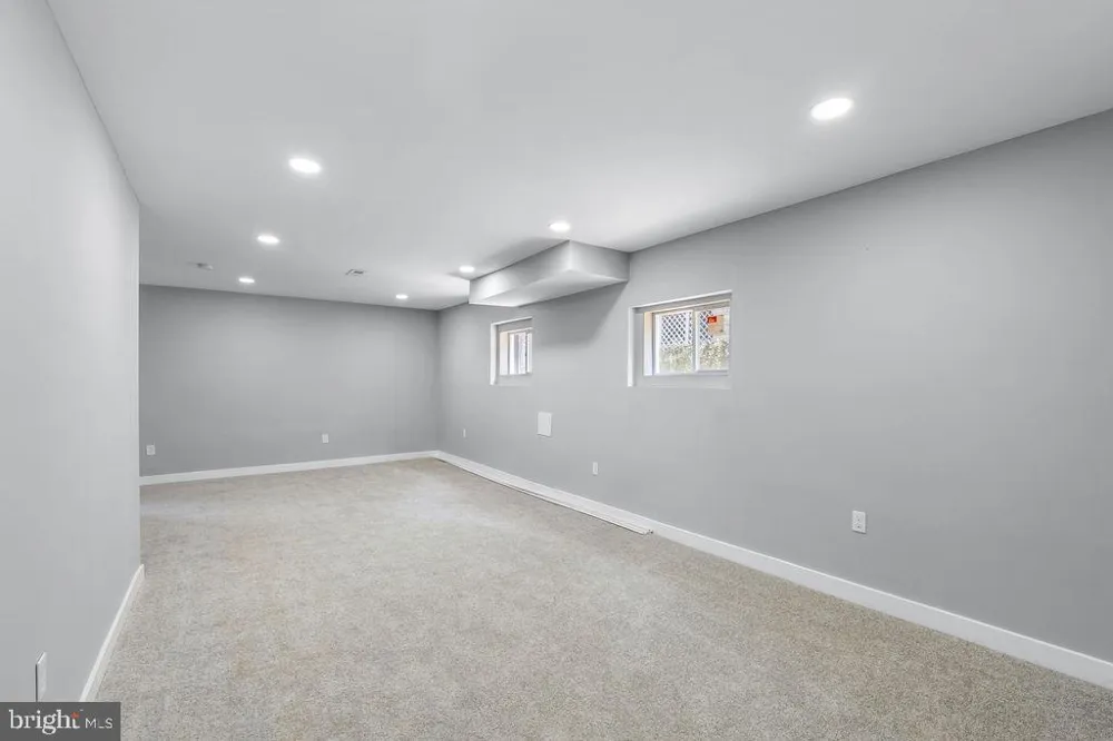 2316 MONROE STREET NE Washington, DC 20018