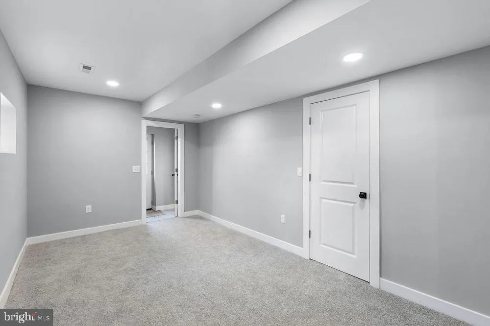 2316 MONROE STREET NE Washington, DC 20018