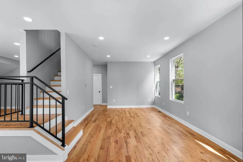 2316 MONROE STREET NE Washington, DC 20018