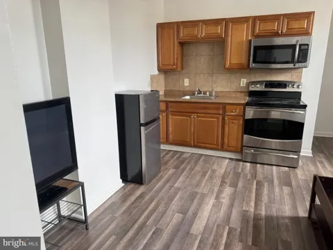 3029 CEDAR STREET #1