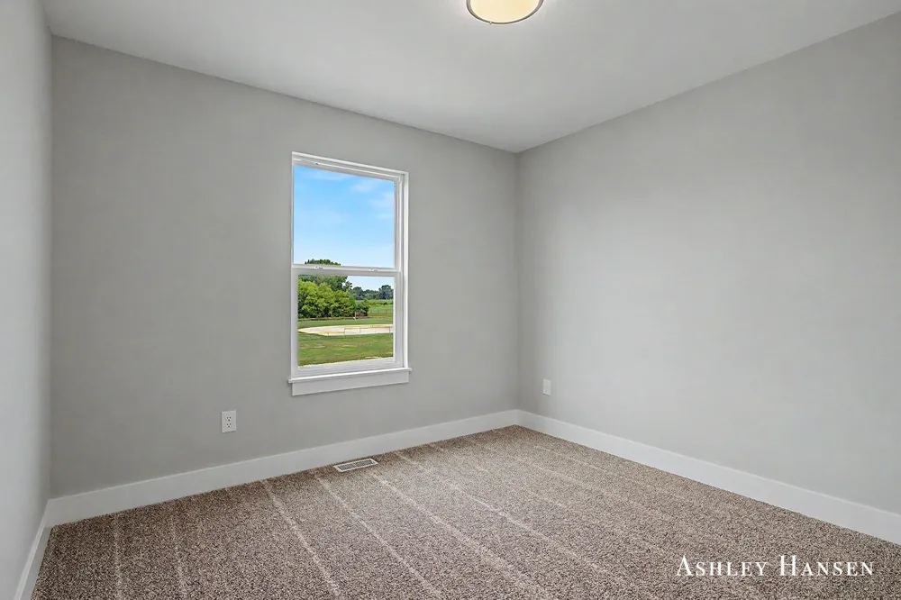 117 Chase NW Kent City, MI 49330