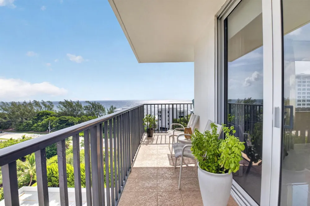 2121 Ocean Boulevard #1008E Boca Raton, FL 33431