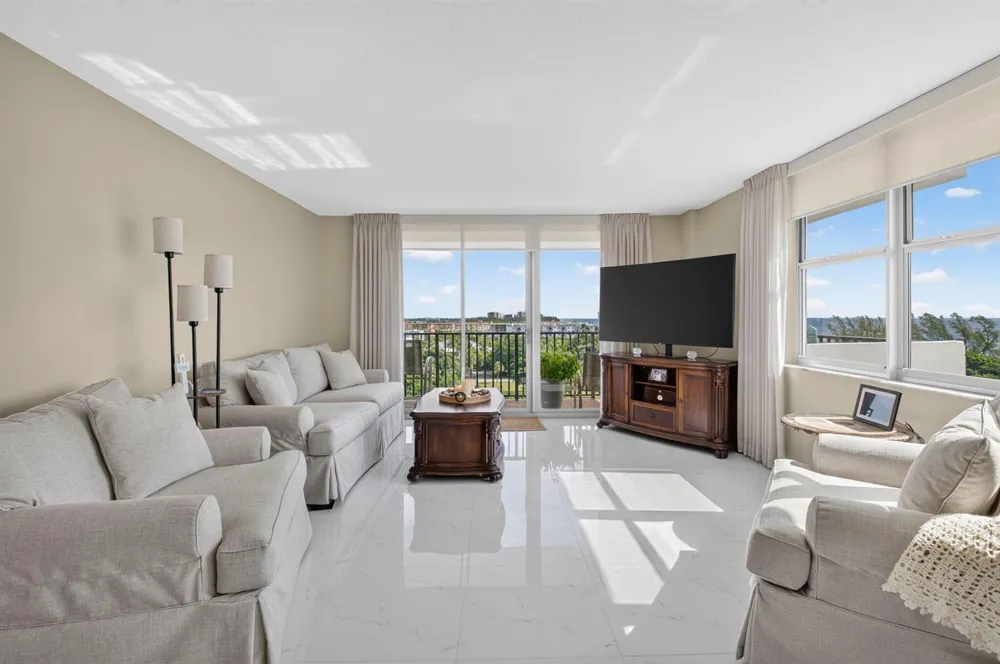 2121 Ocean Boulevard #1008E Boca Raton, FL 33431
