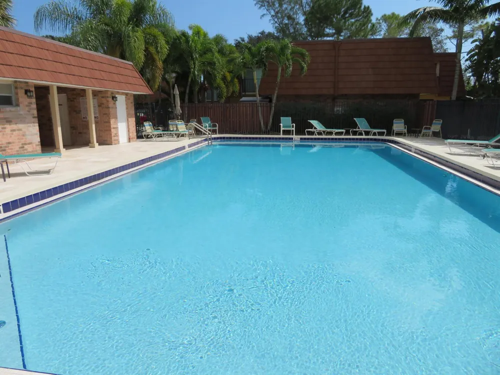 1480 MASTERS CIRCLE #171 Delray Beach, FL 33445