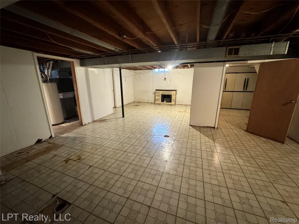 18181 Winwood Court Brownstown Charter Township, MI 48193