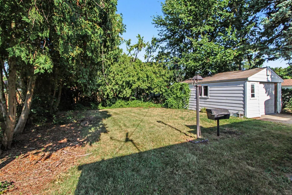 13429 Garfield Street Redford Charter Township, MI 48239