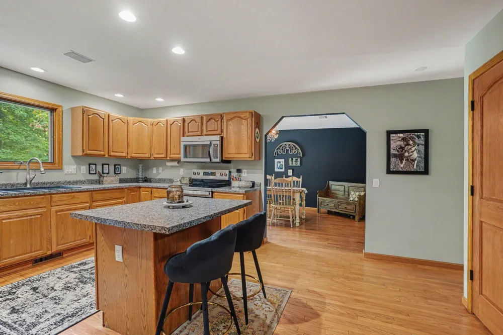 238 Jacaranda Drive Battle Creek City, MI 49015