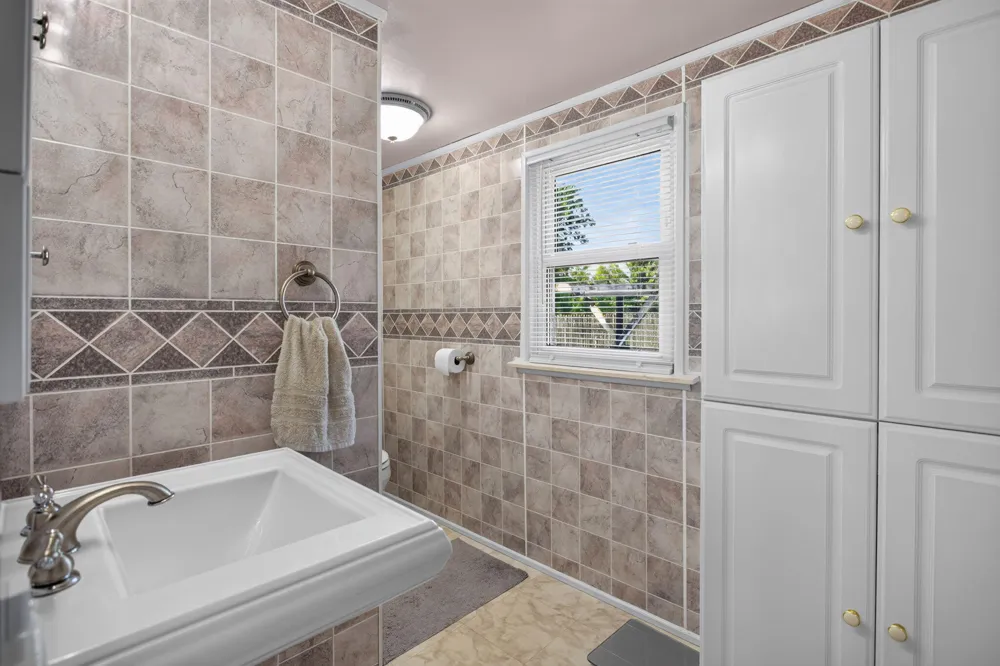 232 Bender Street Leoni Township, MI 49202
