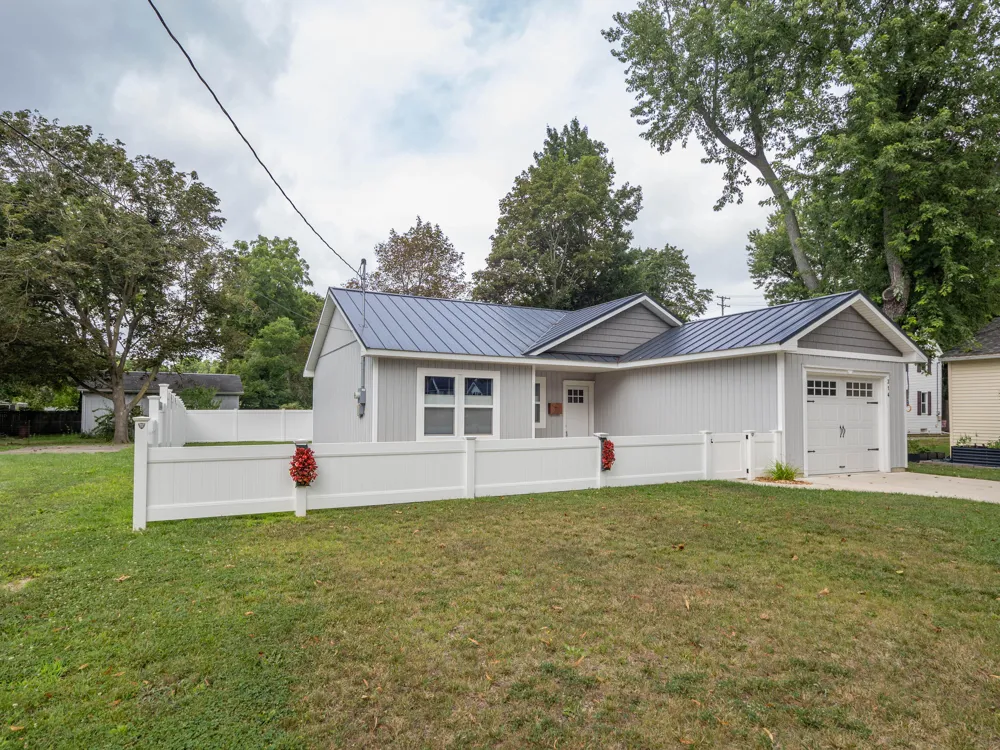 314 S Linden Street Marshall City, MI 49068