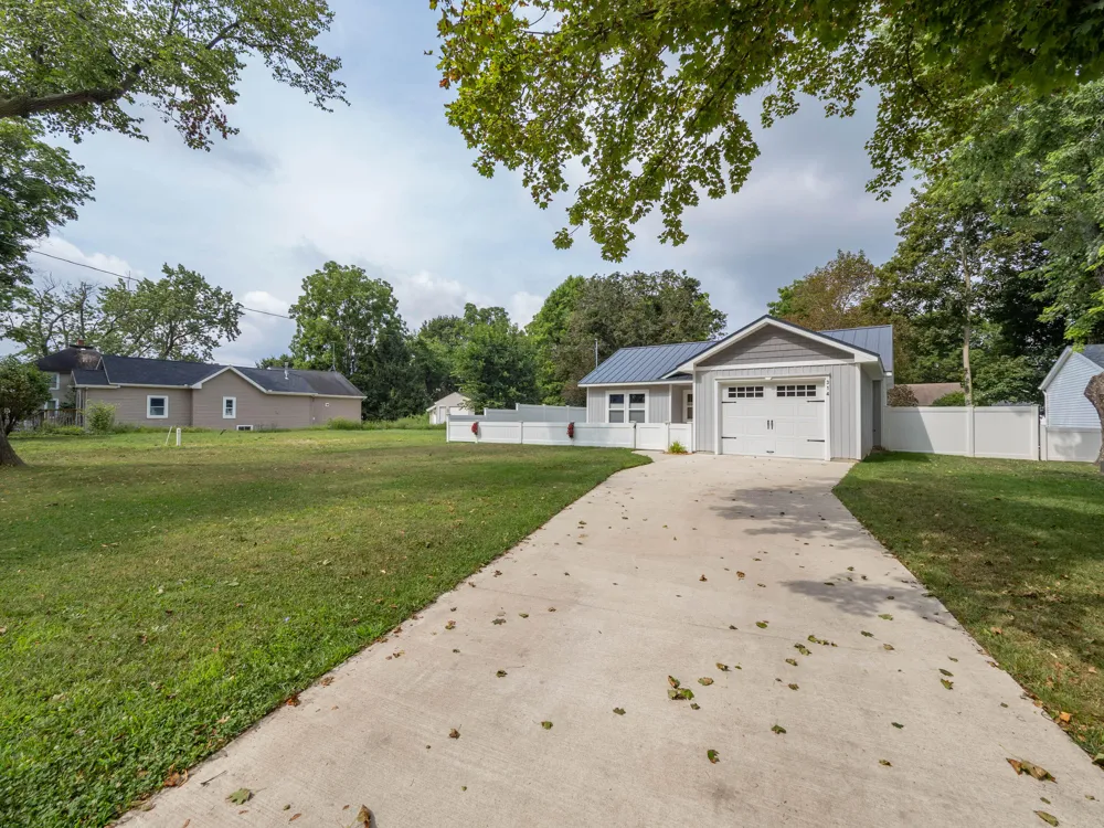 314 S Linden Street Marshall City, MI 49068