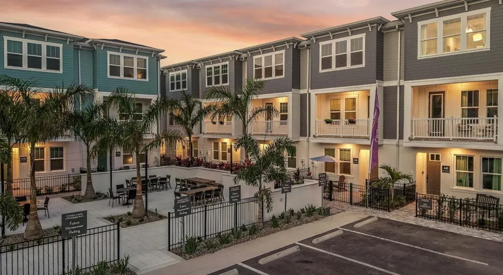 3104 4TH PLACE St Petersburg, FL 33713