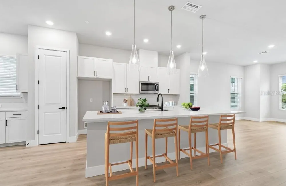 3104 4TH PLACE St Petersburg, FL 33713