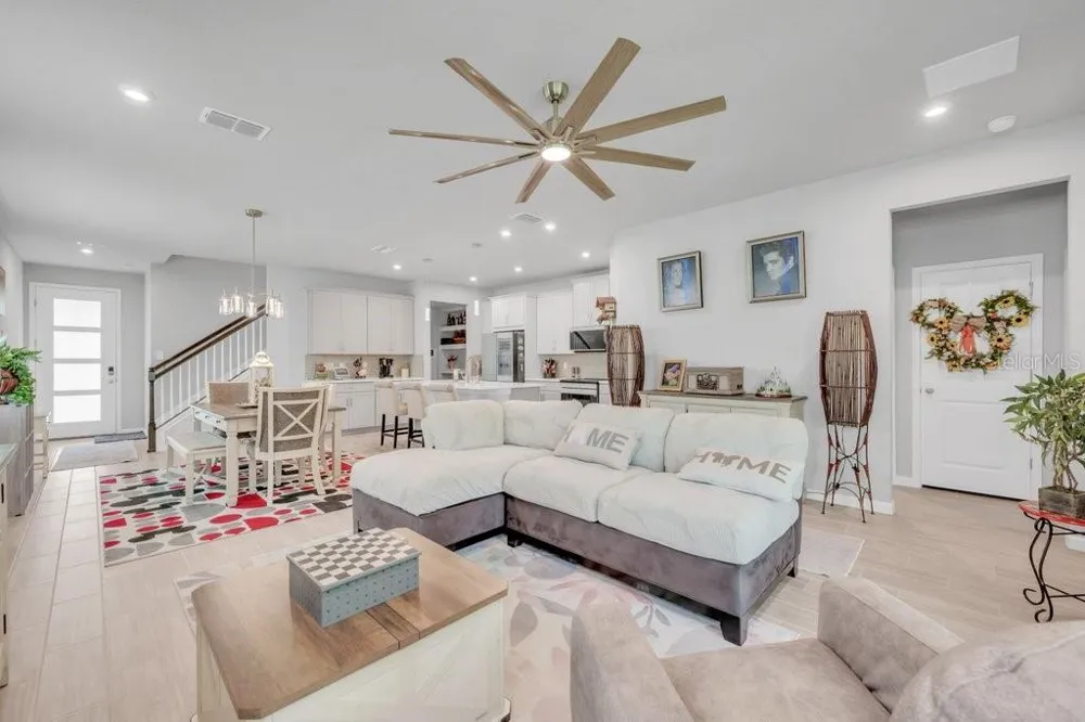 3463 TIMBER CROSSING AVENUE Brandon, FL 33511