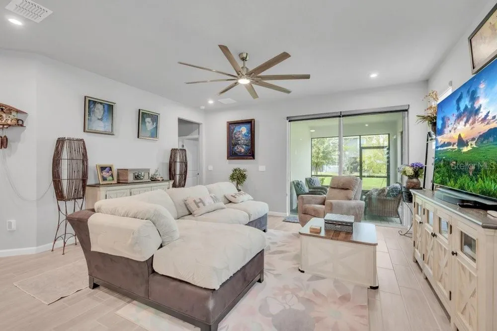 3463 TIMBER CROSSING AVENUE Brandon, FL 33511