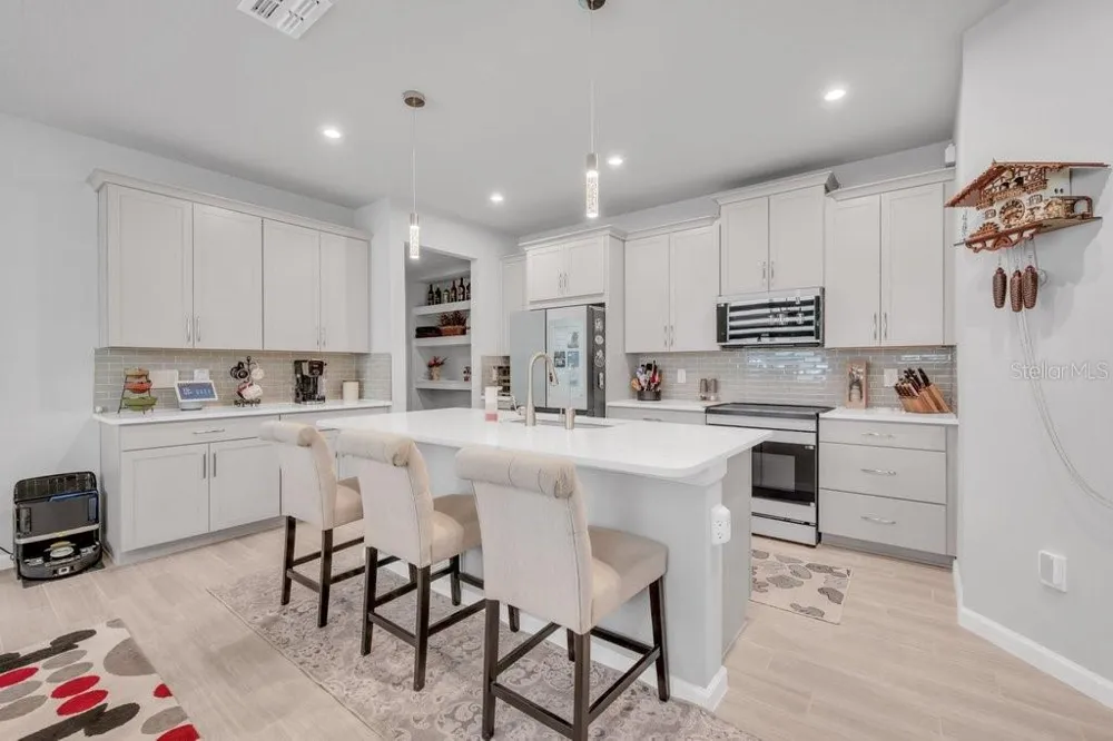 3463 TIMBER CROSSING AVENUE Brandon, FL 33511