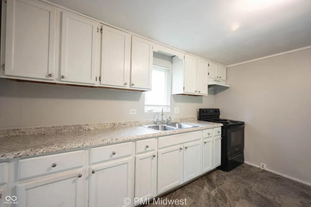 334 Ellis Street Plainfield, IN 46168