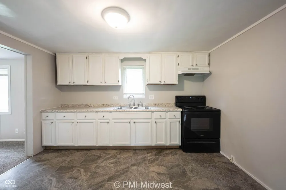 334 Ellis Street Plainfield, IN 46168