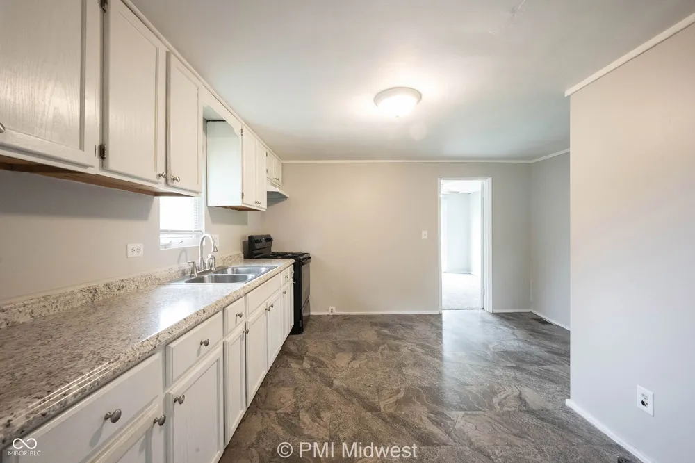 334 Ellis Street Plainfield, IN 46168